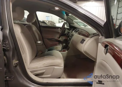 2007 Buick Lucerne Cx z USA, uszkodzony, nr VIN 1G4HP57297U211814